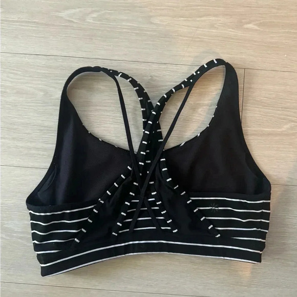[Athleta] Transcendence Criss Cross Sports Bra - Picture 4 of 7